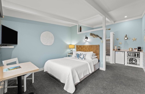 Garibaldi Hotel | Harborview Inn & RV Park: Family-Friendly Retreat Awaits