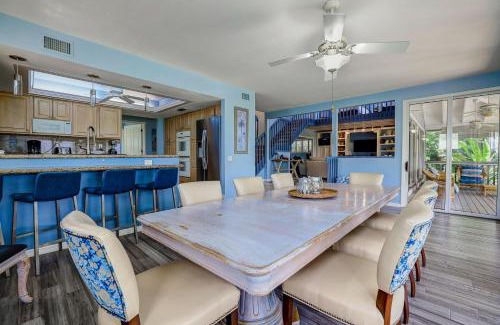 Captiva Apartment | Discover Harbour House Captiva: Pet-Friendly Oasis with Pool
