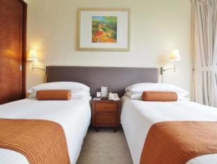 Hung Hom Bay Hotel | Relax at Harbour Plaza Metropolis: A 4-Star Escape with Spa
