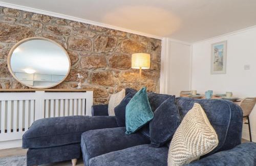 Sennen Cove Apartment | Family-Friendly Harbour Studio: 4-Star Getaway Awaits