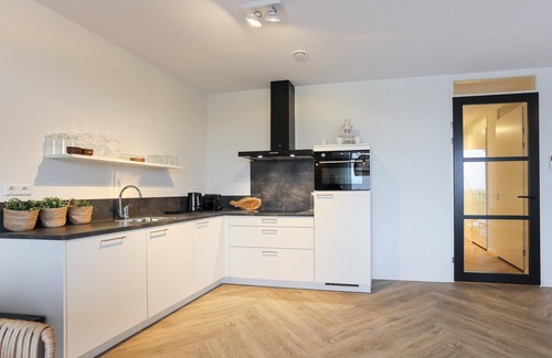 Kamperland Apartment | Cozy Apartment in Kamperland with Patio & Pet-Friendly Amenities