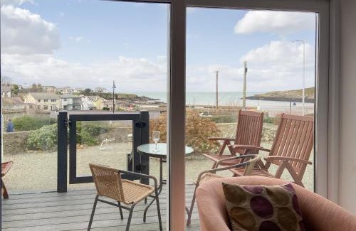 Cemaes Bay House | Harbour View: Highly Rated with Pet and Child-Friendly Vibes