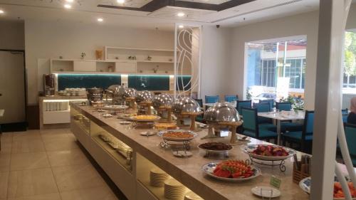 Kuching Hotel | Harbour View Hotel: Great Amenities & 8/10 Guest Score