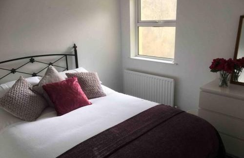 Ballycastle House | Stunning Harbour View House - Child Friendly & Rated 9.5/10