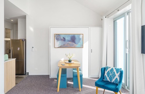 Auckland House | Child-Friendly Harbour View - Top-Rated Westmere Apartment