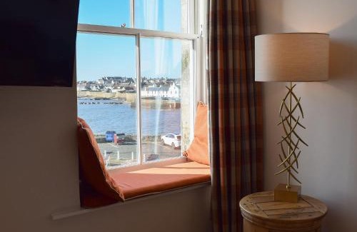 Anstruther House | Exceptional Harbourside Apartment - Rated 9.7/10 by Guests