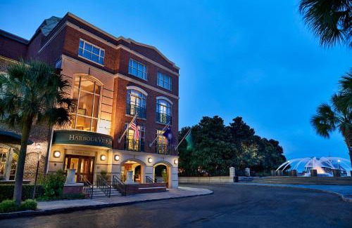 French Quarter Hotel | Harbourview Inn: 4-Star Stay with Family-Friendly Amenities