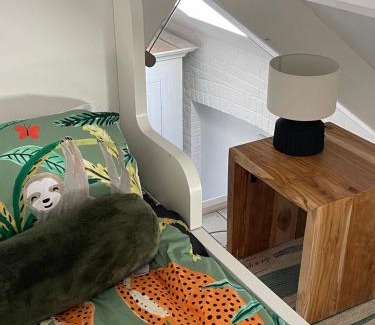 Winterbourne House | Child-Friendly Harcombe Barn: Guest Rated 9.8 Near Bristol