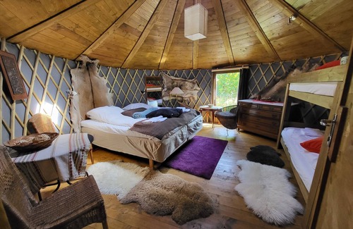 Ulvik Cabin | Explore Hardanger Basecamp: Family-Friendly with Dining Options