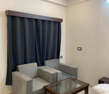 Chachian Hotel | Hardev Residency