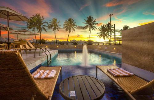 Manaira Hotel | Oceanfront Relaxation at Hardman Praia Hotel - 4 Star Stay