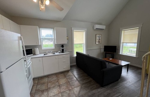 Shediac Cottage | Pet-Friendly Getaway at Hardy's Parlee Beach Chalet #5