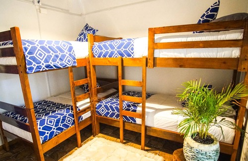 Hanga Roa House | Hare Isolate.