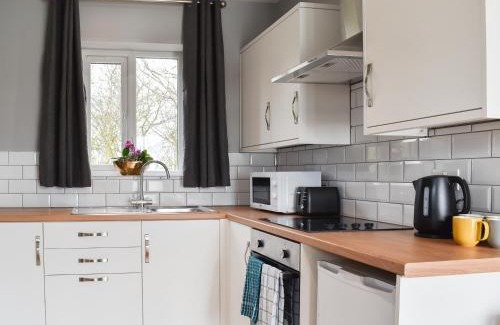 Huntingdon House | Hare Lodge: Pet-Friendly Stay with Perfect 10 Rating