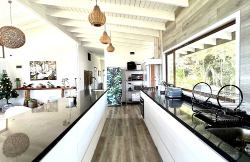 Hanga Roa House | Experience Comfort at Hare Mahatu - 4-Star Family Retreat