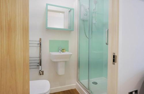 Bristol Floating Harbour Apartment | Harford House Studios 12 - Hopewell