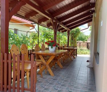 Tiszakecske House | Harkály Nyaraló