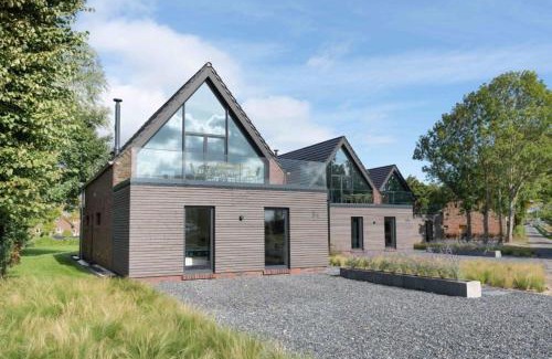 Neufunnixsiel House | Discover Harlepadd 3b: Oceanfront Family Retreat