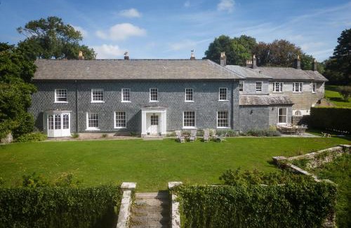 Burgh Island House | Discover Harlequin House: Family & Pet-Friendly Retreat