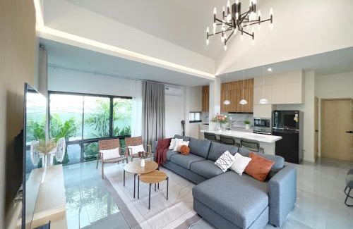 Hin Lek Fai Villa | Relaxing Harmonic HuaHin Pool Villa with Hot Tub & Kids' Zone