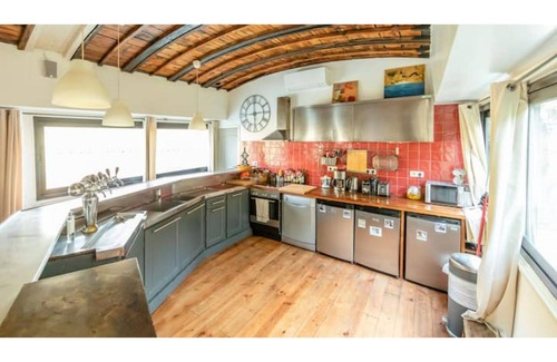 Puteaux House | Discover HARMONIE: Spacious 4-Bedroom Retreat in Paris
