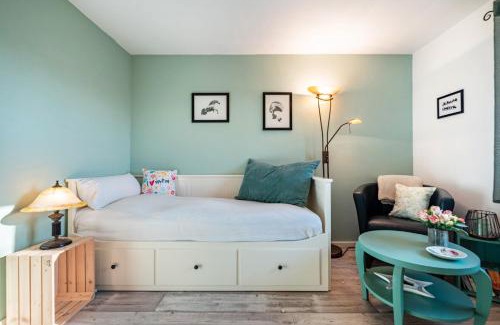 Oyten House | Cozy Harmonie Tiny House - Pet and Child Friendly Retreat