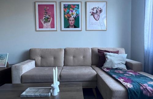 Ovcha Kupel Apartment | Exceptional Harmony Apartment: Child-Friendly Getaway