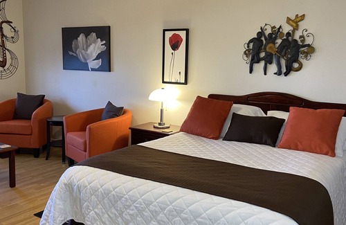Digby House | Guest Favorite: Harmony B&B & Suites with Kitchen Access