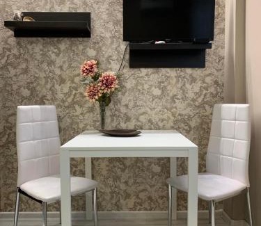 Oborishte Apartment | Inviting Harmony Centrally Located Studio for Families