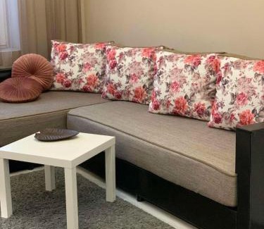 Oborishte Apartment | Inviting Harmony Centrally Located Studio for Families