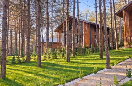 Sapanca Villa | Relax at Harmony Green Village Resort with Hot Tub Access