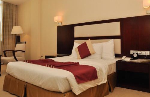 Bole Hotel | Welcome to Harmony Hotel: Enjoy Poolside Relaxation