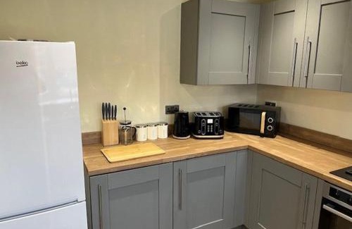 Walsall Apartment | Unforgettable Stay at Harmony House: Family-Friendly Comfort