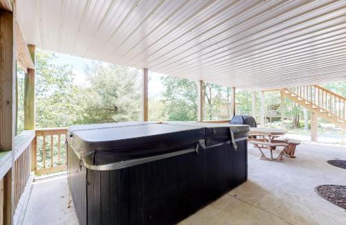 Lake Harmony Estates House | Tranquil Harmony House: Ocean Views & Private Beach Access