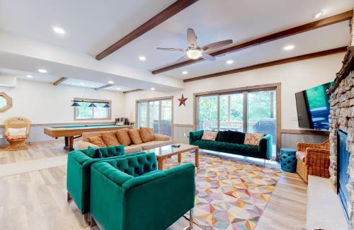 Lake Harmony Estates House | Tranquil Harmony House: Ocean Views & Private Beach Access