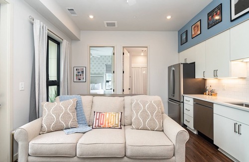 Edgehill House | Harmony Outpost-Pool & Gym-4 Mins To Broadway