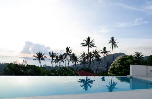 Maret Villa | Stunning Harmony Sea View Villa: 4-Star Oceanfront Escape