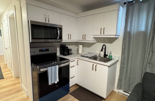 Riverview House | Harnu’s Cozy 1BR in Riverview