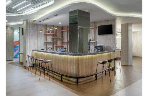 Banjarmasin Hotel | Top-Rated Harper Banjarmasin: Family-Friendly Stay Awaits