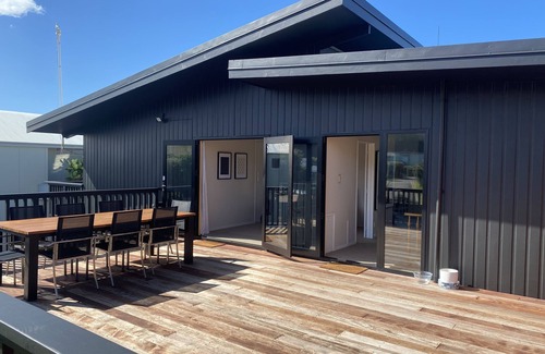 Waimarama House | Harper House: Steps from the Beach with Ocean Views!