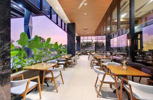 Kupang Hotel | Top-Rated Harper Kupang: Pool, Spa & Family-Friendly Stays