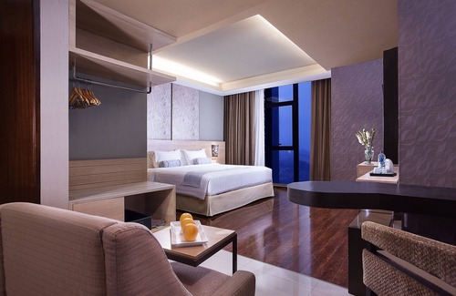 Central Yogyakarta Hotel | Experience Harper Malioboro Yogyakarta with Pool & Spa