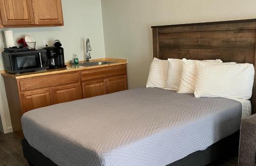 Kimberling City Hotel | Family-Friendly Harper Valley 11 with Pool Access