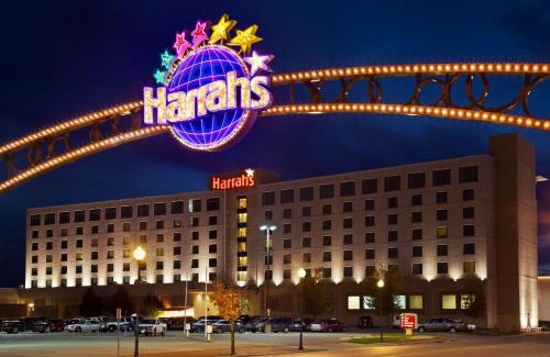 Joliet Hotel | Relax at Harrah's Joliet Casino Hotel - 4-Star Escape
