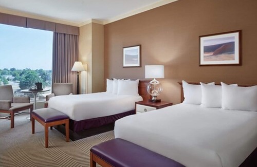 Metropolis Hotel | Discover Harrah's Metropolis Hotel & Casino with Great Amenities
