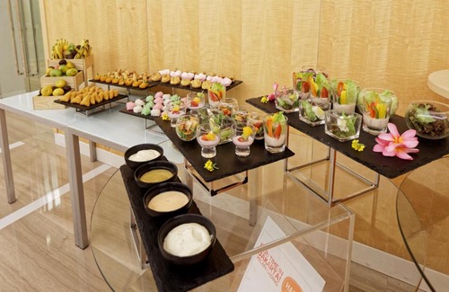 Gading Hotel | HARRIS Hotel and Conventions Kelapa Gading: Family-Friendly Escape