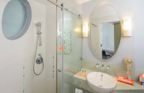 Bandung Hotel | Discover HARRIS Hotel & Conventions Festival Citylink Bandung