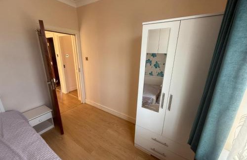 Moffat Apartment | Harrow Inn Rooms