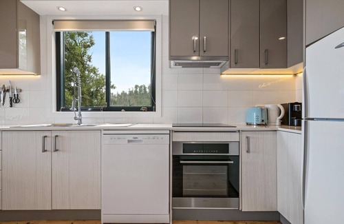 Separation Creek House | Beachside Bliss at HARRY: Oceanfront Escape with Views
