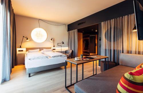 Bischofshofen Hotel | Discover Harry's Home Bischofshofen: Pet Friendly Retreat